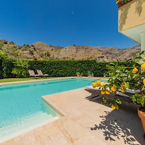 villa-almond.sicilyhotelsitaly.net/