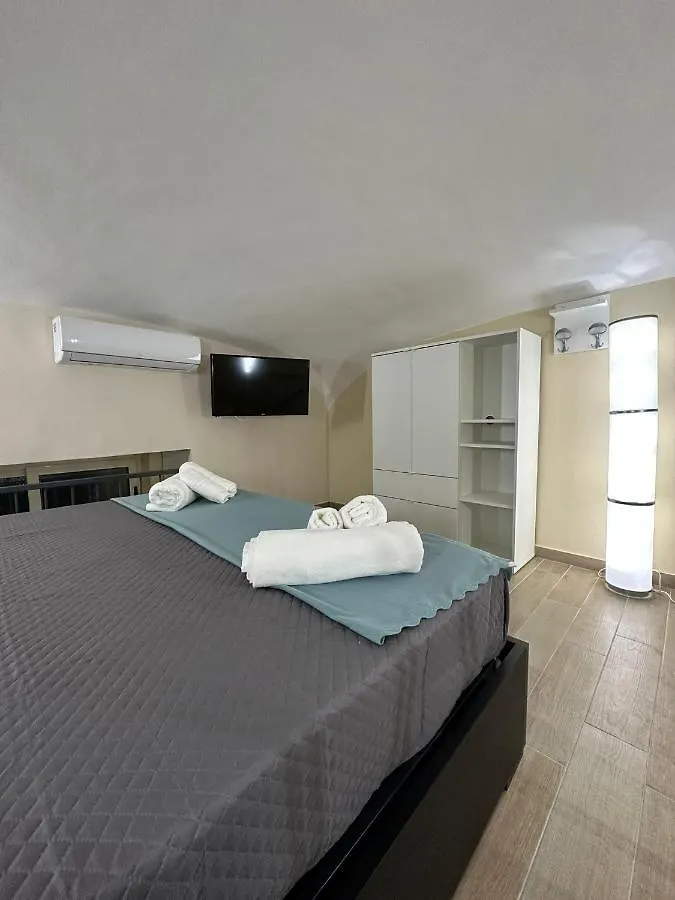 Napoli Centro - La Casa Di Cate Bed & Breakfast