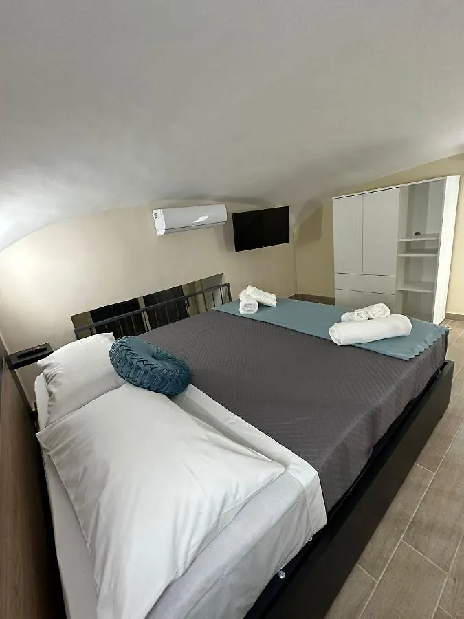 Napoli Centro - La Casa Di Cate Bed & Breakfast 0*, Naples Italy